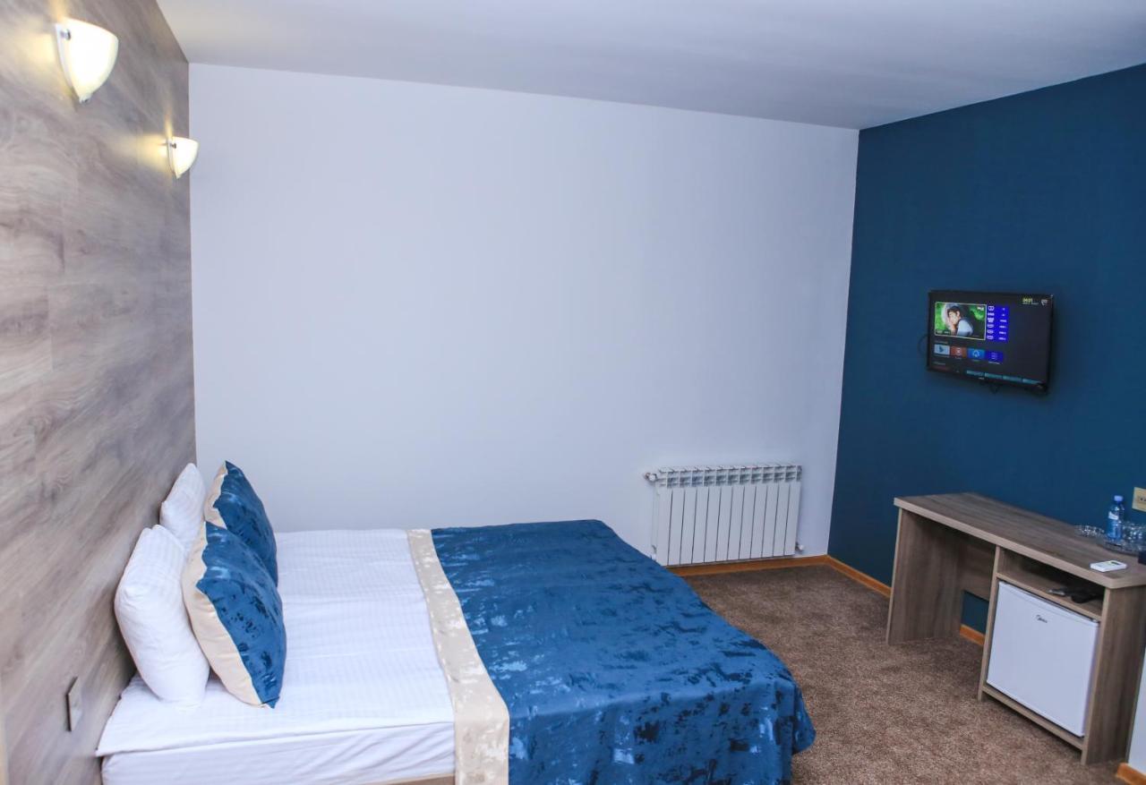 Evim Otel Zaqatala Exteriör bild