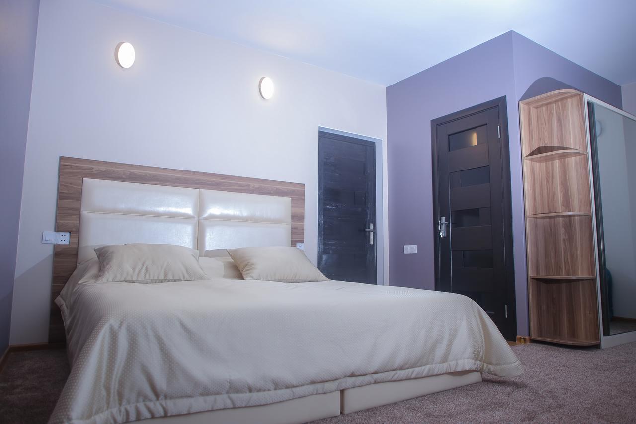 Evim Otel Zaqatala Exteriör bild