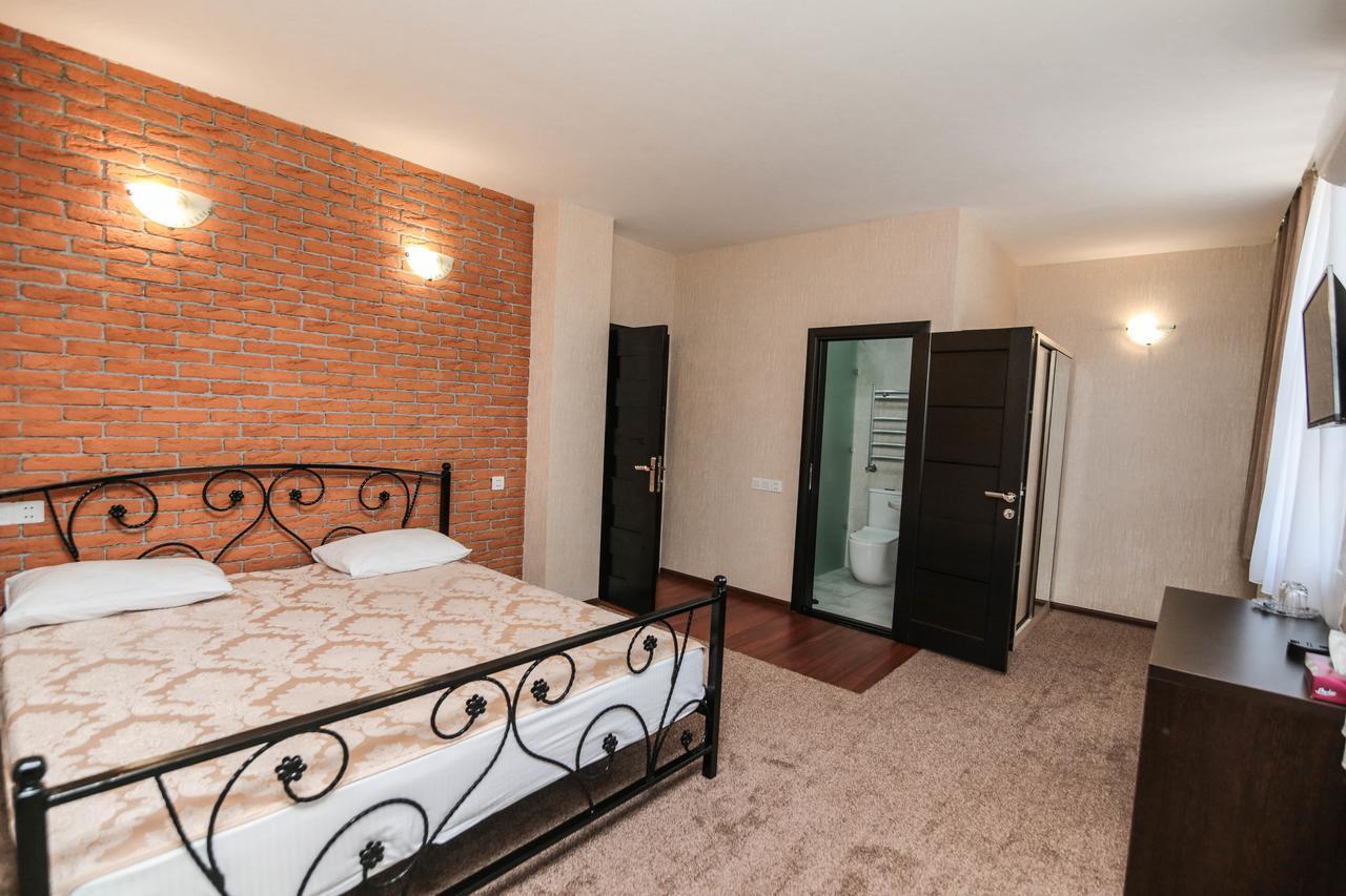 Evim Otel Zaqatala Exteriör bild