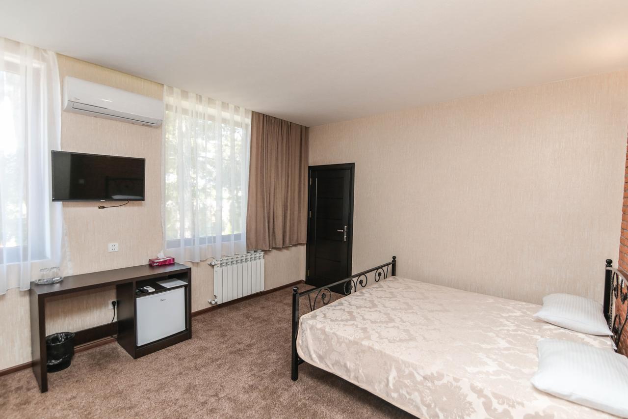 Evim Otel Zaqatala Exteriör bild