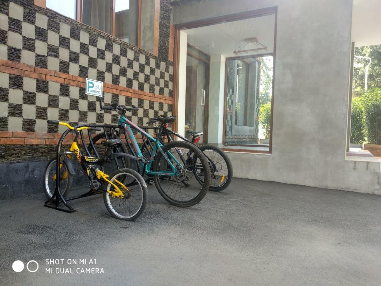 Evim Otel Zaqatala Exteriör bild